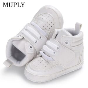 2020 New Arrival Newborn Baby Boy Girl Soft Sole Crib Shoes Keep Warm Boots Anti-slip Sneaker PU Solid First Walkers 0-18M