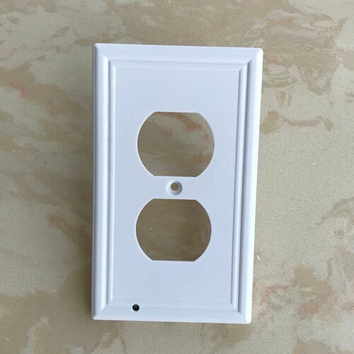 High-quality Durable Convenient 5x Outlet Cover Duplex Wall Plate Led Night Light Cover Ambient Light Sensor For Hallway Bedroom